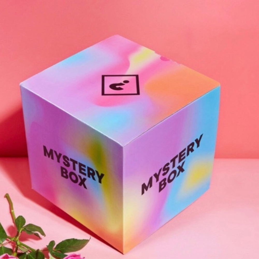 4-5 Item Mystery Box